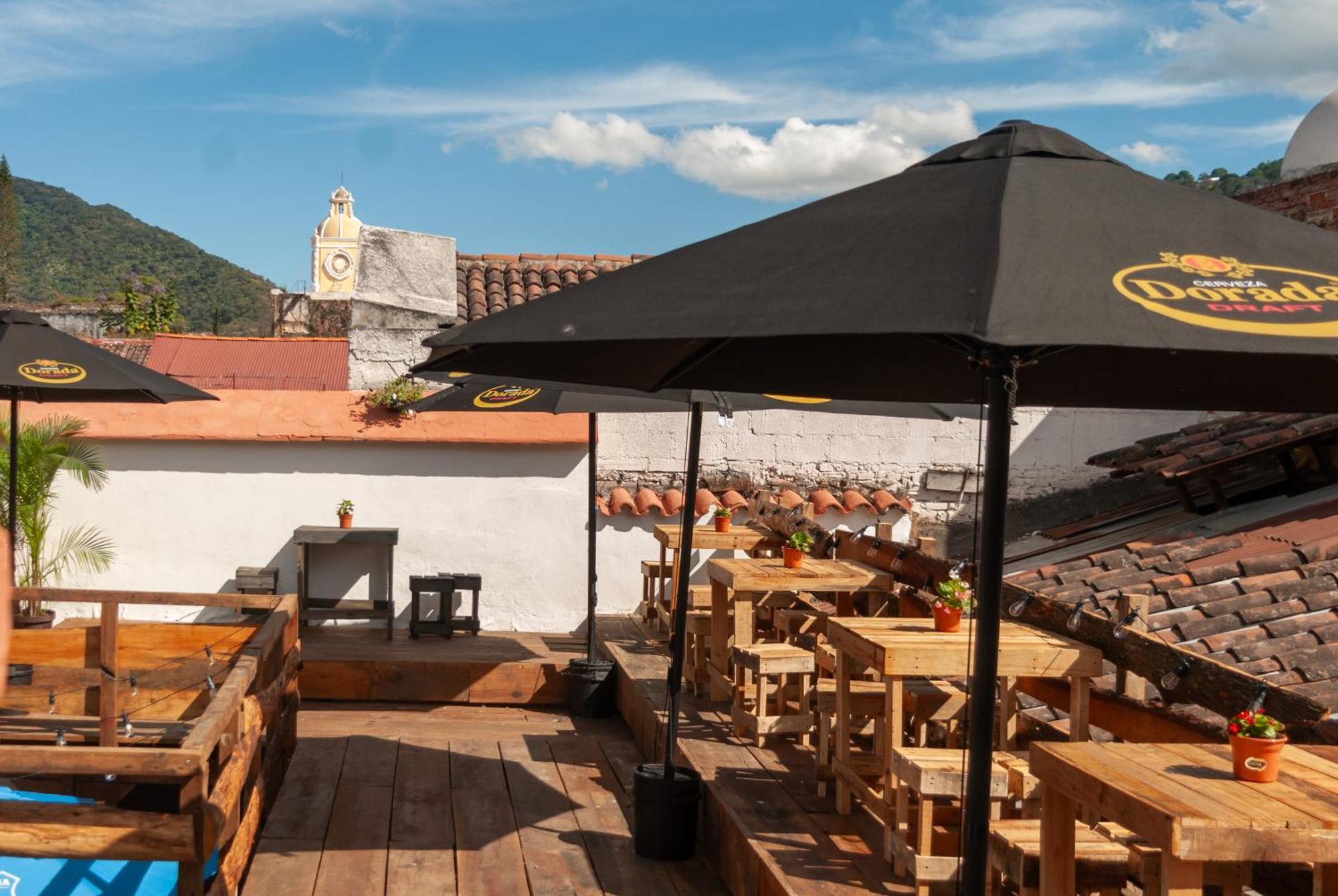 Kamazoztz Hostel And Travel أنتيغوا غواتيمالا المظهر الخارجي الصورة